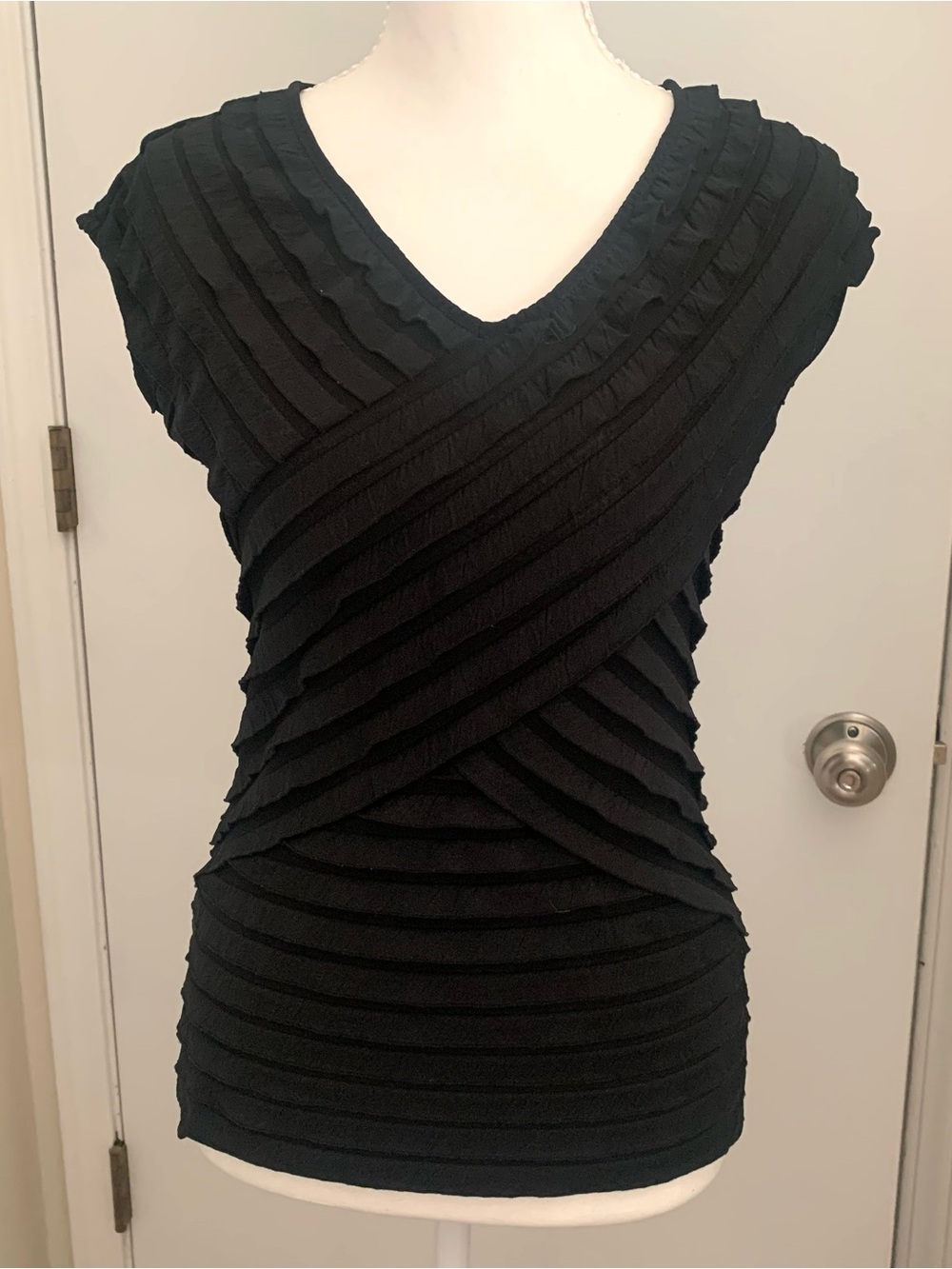 Milano Top Ruffle Stripes Cap Sleeve Black Vintage Y2K Semi Sheer Women’s Sz S